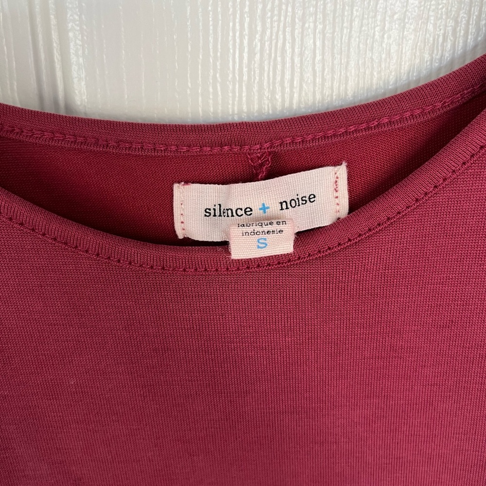 UO Tank - Picture 6 of 6